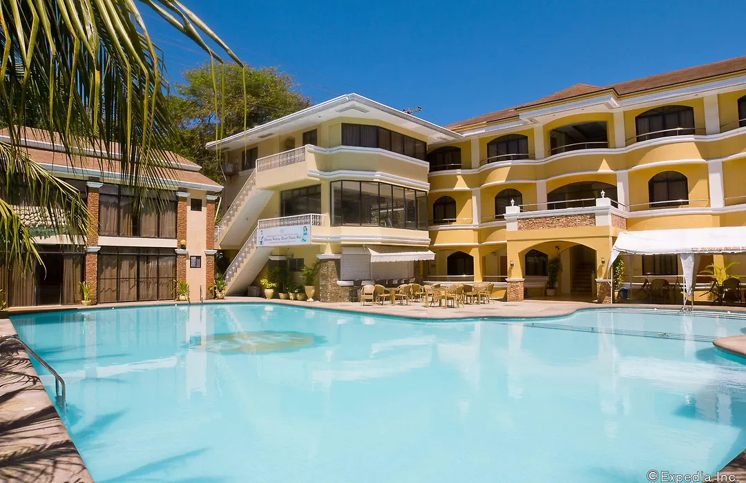 Boracay Holiday Resort-1