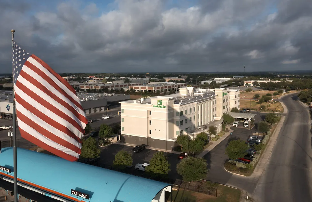 Holiday Inn & Suites San Antonio Northwest By Ihg-1