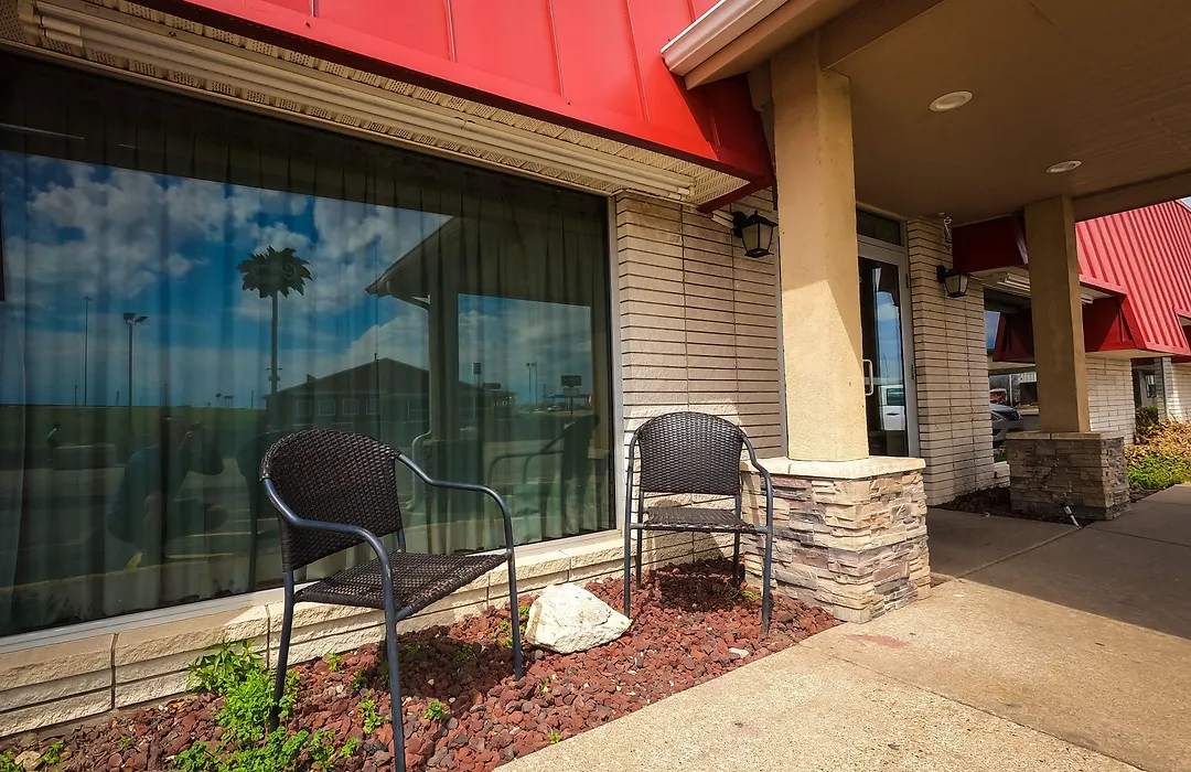 Americas Best Value Inn-1