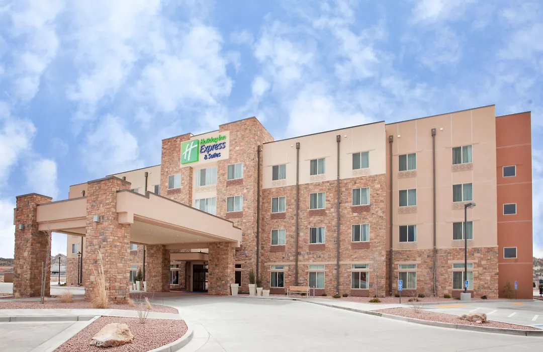 Holiday Inn Express & Suites Gallup East By Ihg-1