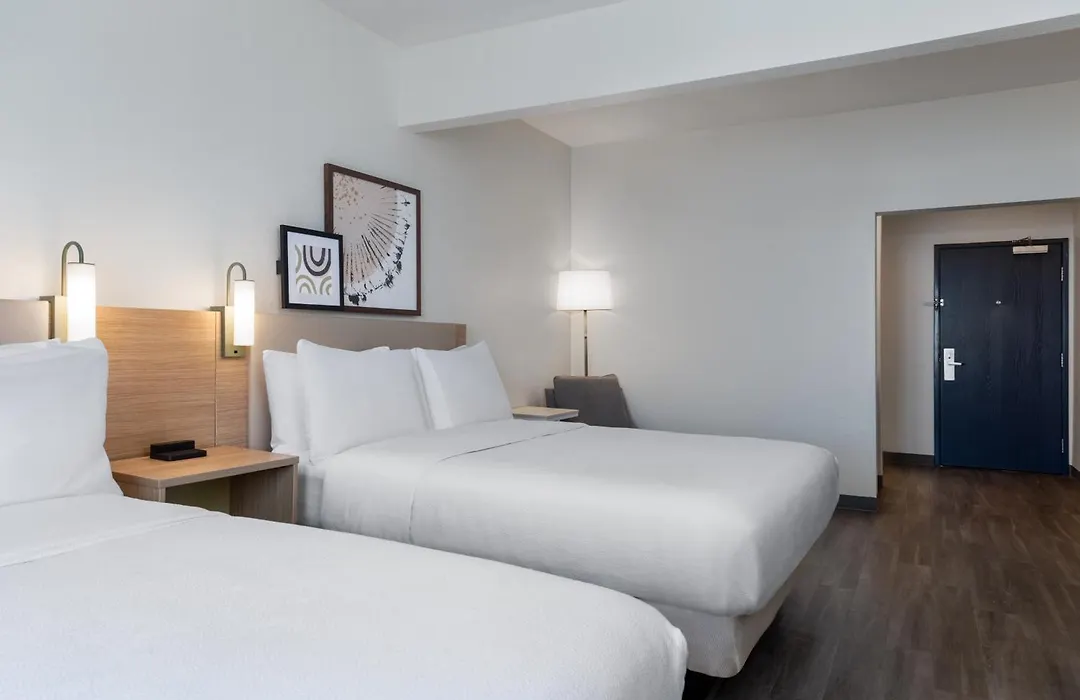 Spark By Hilton Indianapolis Northeast Fishers-1