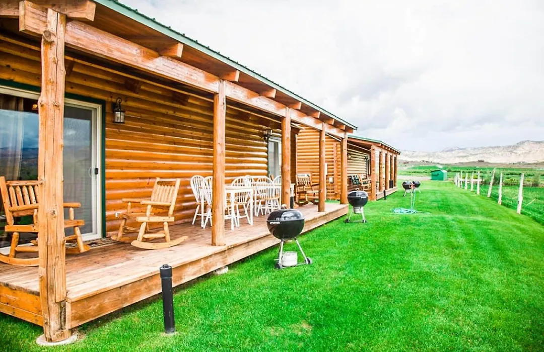 Bryce Country Cabins-1