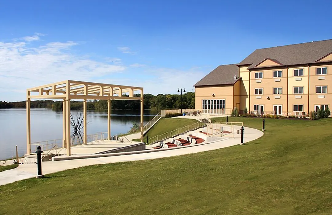 Lakeside Hotel Casino, A Travelodge By Wyndham-1