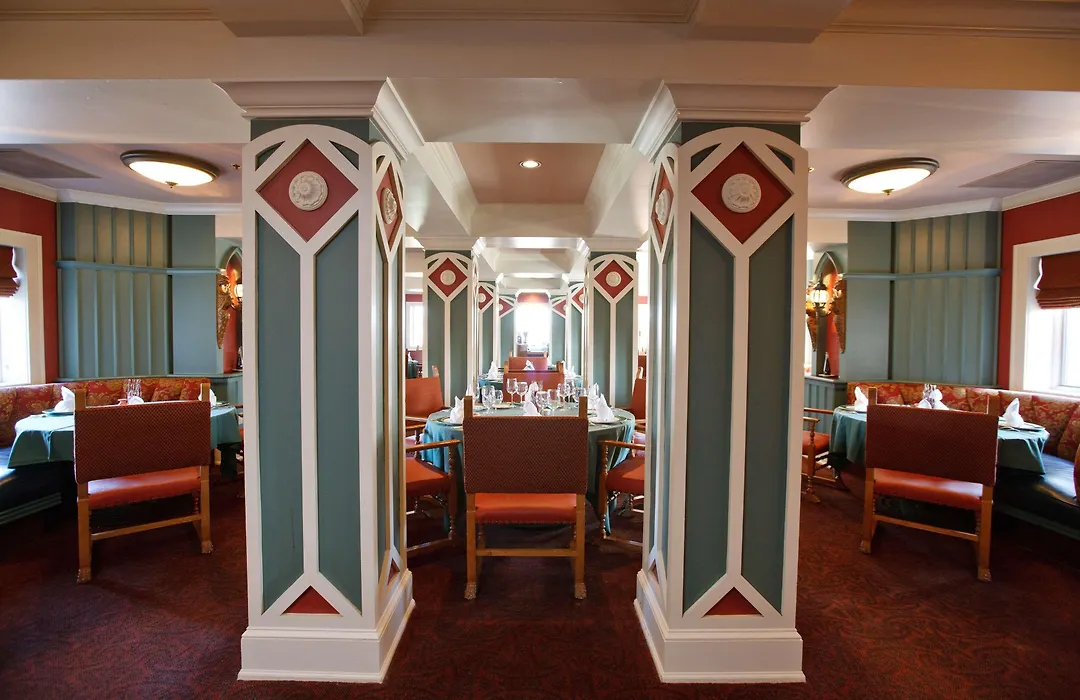The Bertram Inn At Glenmoor-1