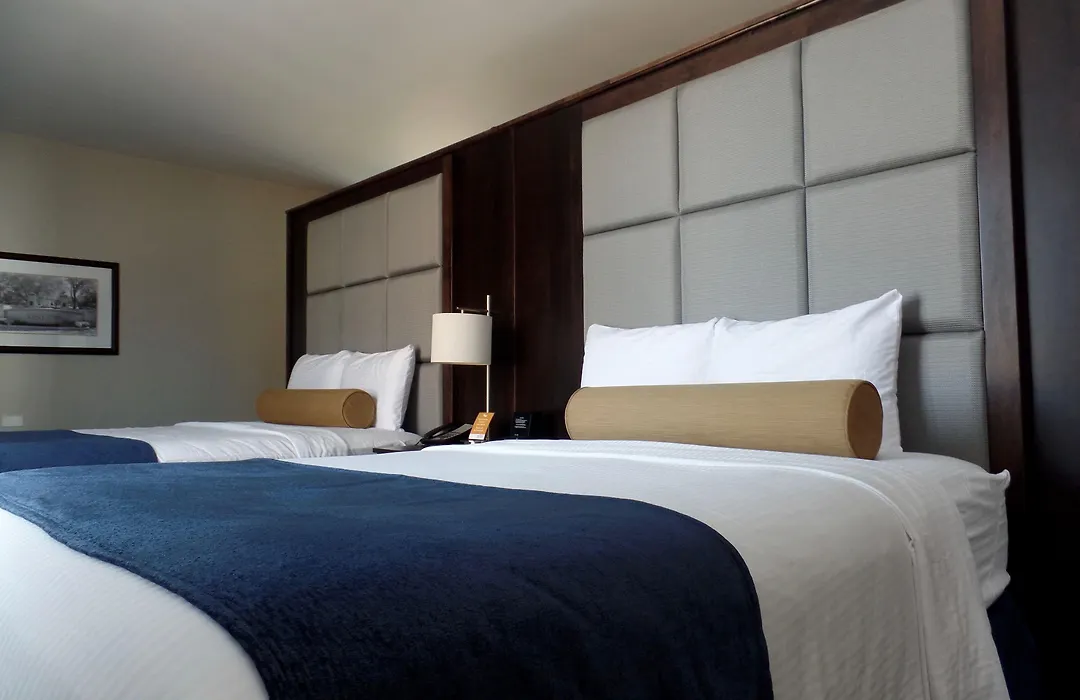 Kent State University Hotel And Conference Center-1