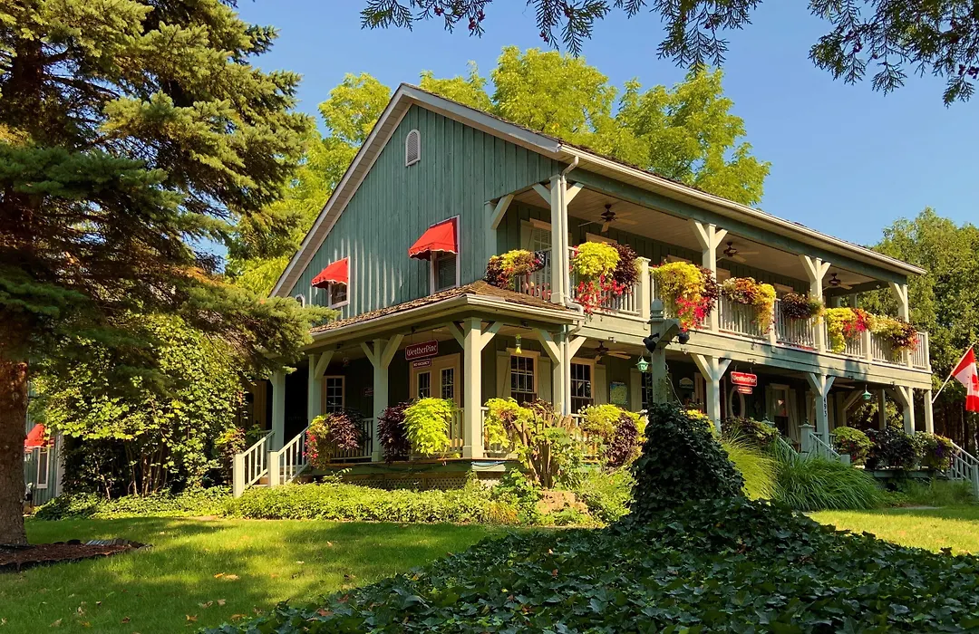 Weatherpine Inn-1