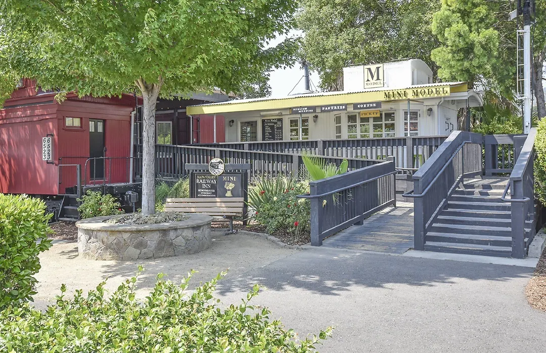 Napa Valley Railway Inn-1