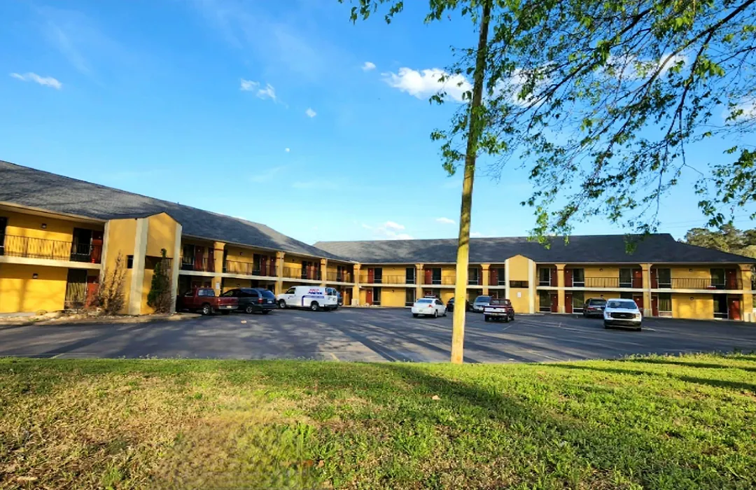 Budgetel Inn Scottsboro-1