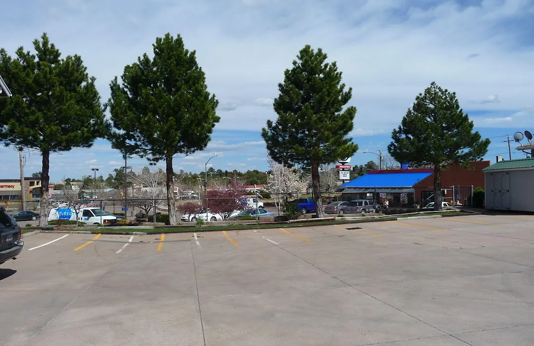 The Kc Motel Show Low-1