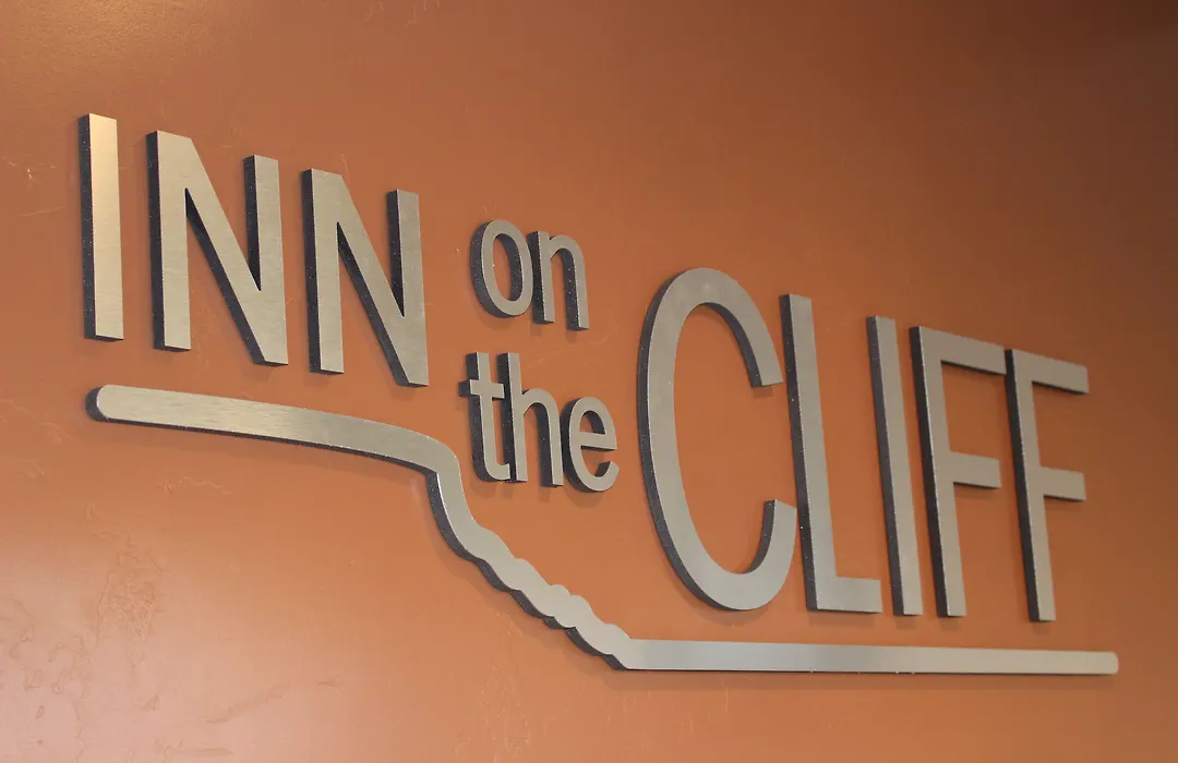 Inn On The Cliff-1