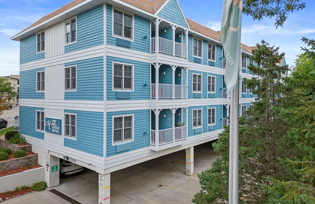 Mill Creek Hotel-1