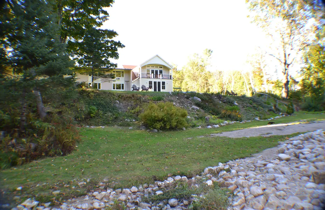 Toll Road Inn-1