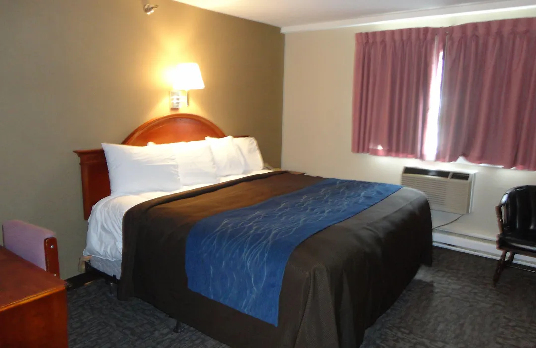 Bangor Inn & Suites-1