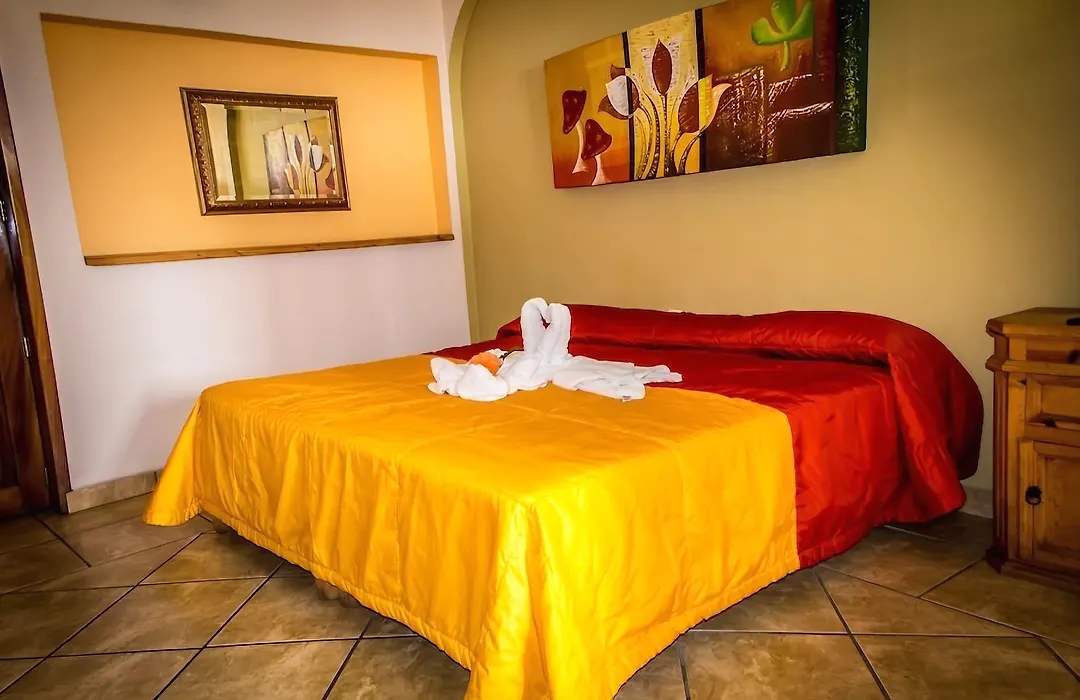 Paloma Del Mar (Adults Only)-1
