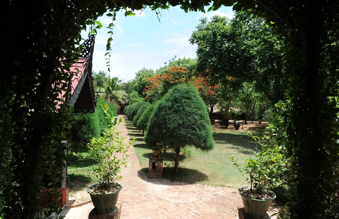Amazing Bagan Resort-1