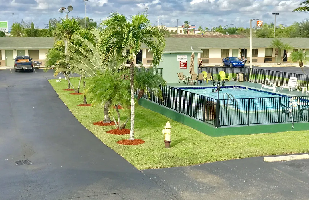 Budget Host Inn Florida City-1