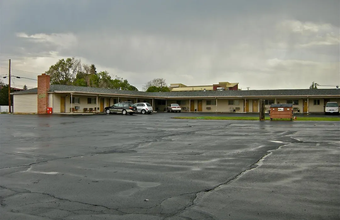 Hub Motel-1