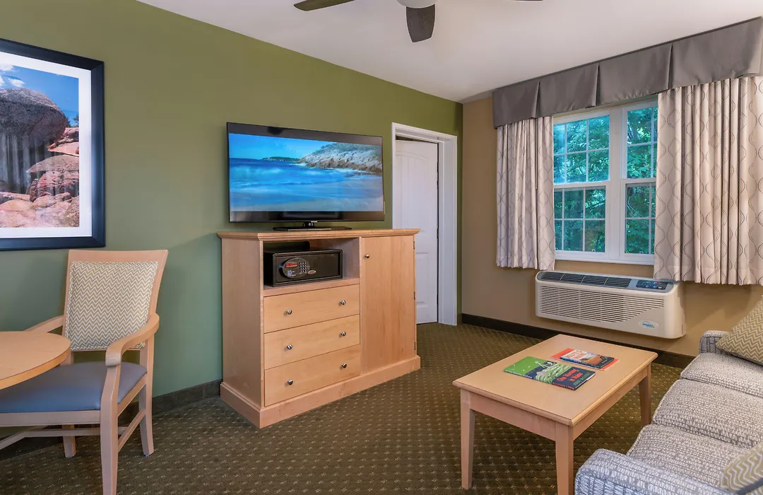Acadia Inn-1