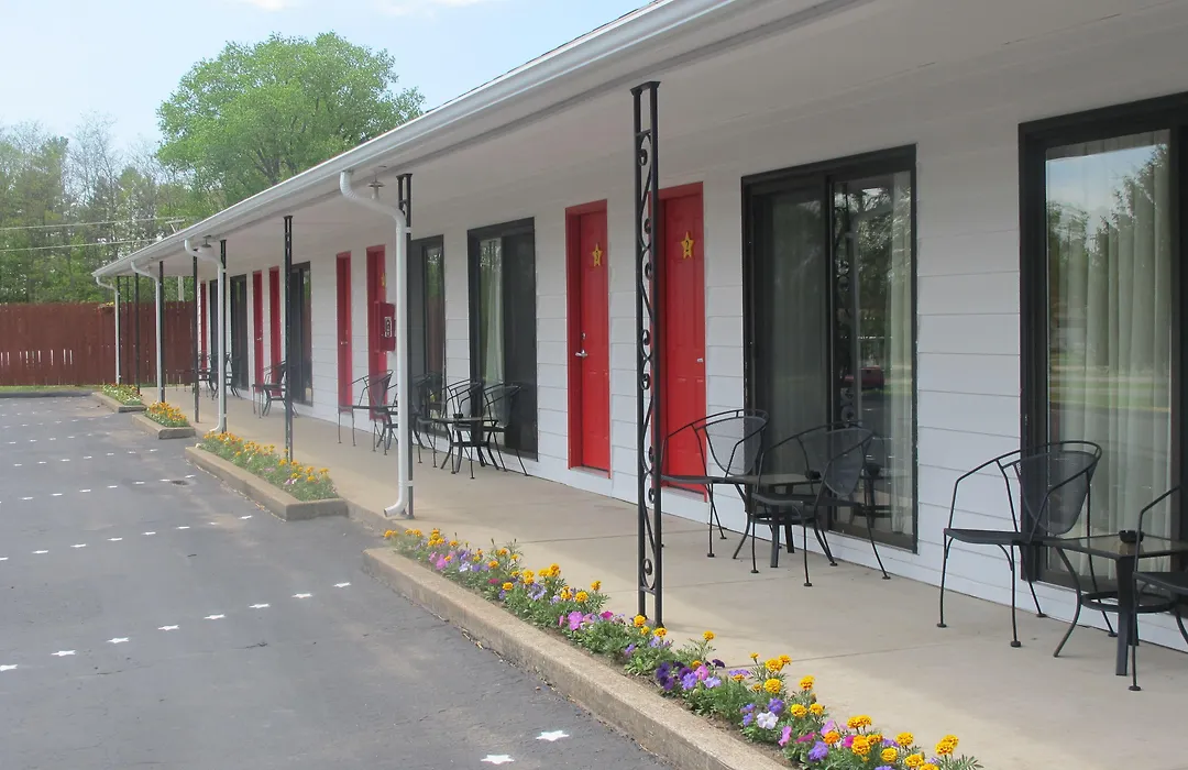 All Star Inn & Suites-1