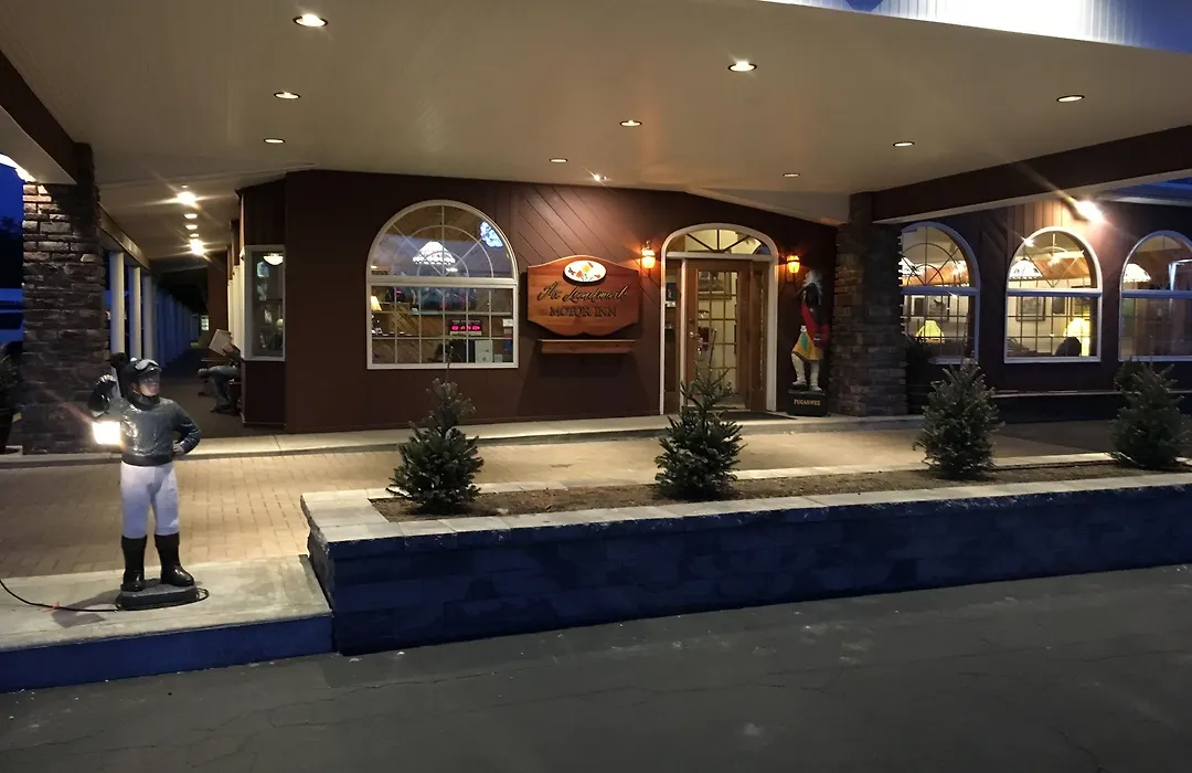 Landmark Motor Inn-1