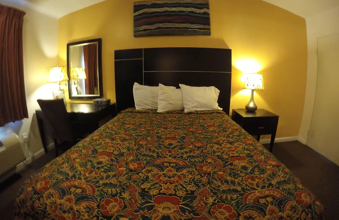Indio Holiday Motel-1