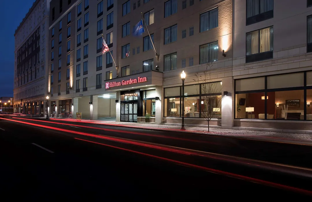 Hilton Garden Inn Louisville Downtown-1