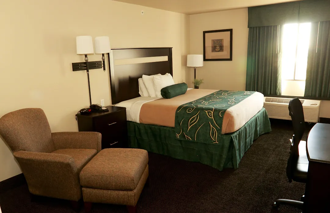 Baymont By Wyndham Glendive-1