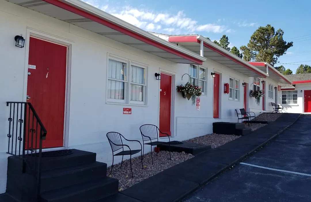 Rocket Motel-1
