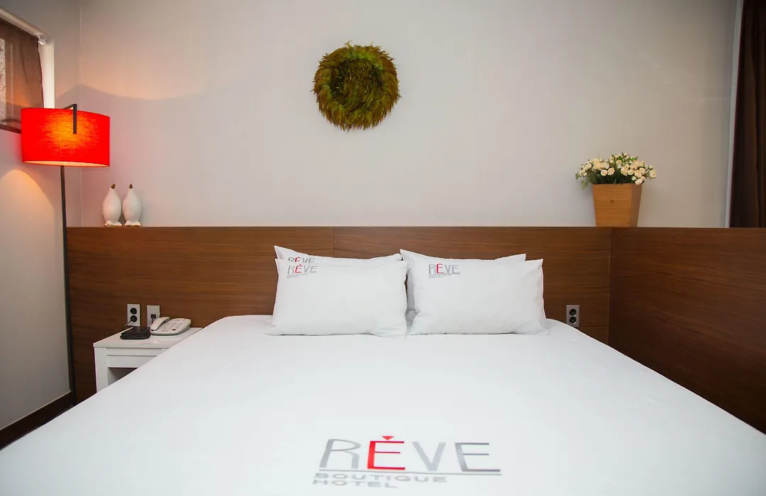 Reve Business Hotel Jeju-1