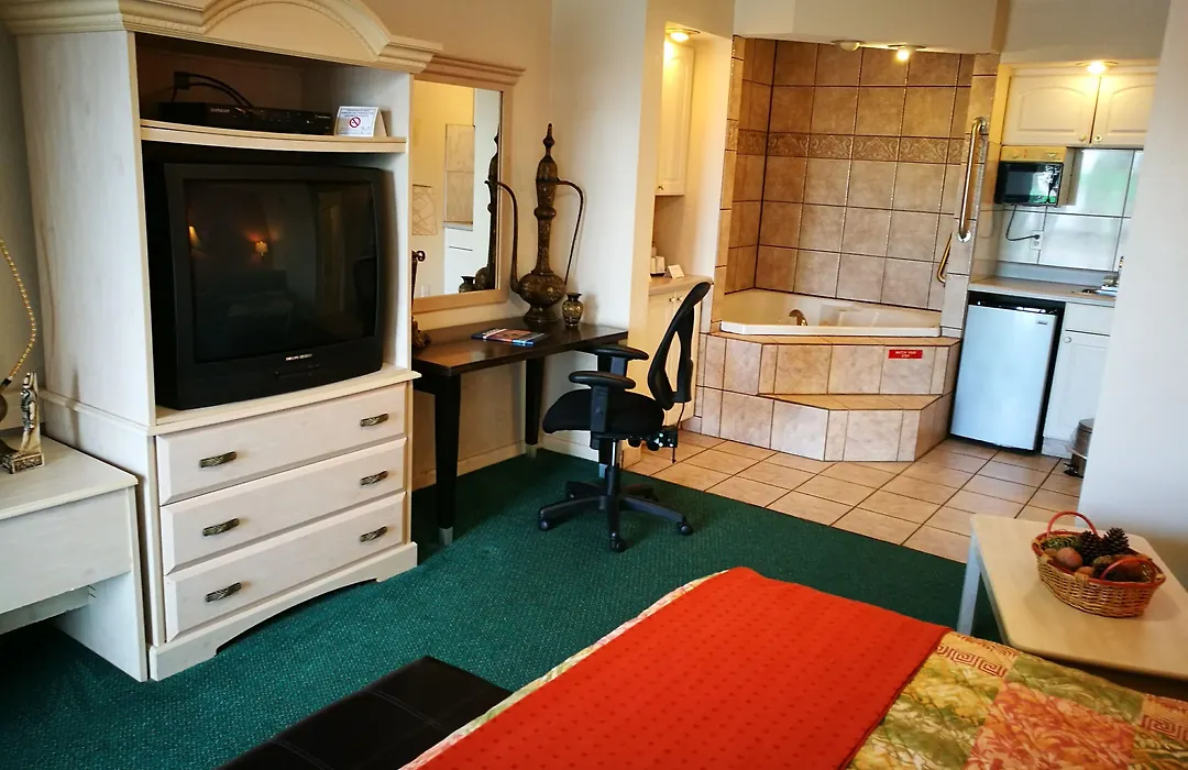 Merida Inn & Suites-1