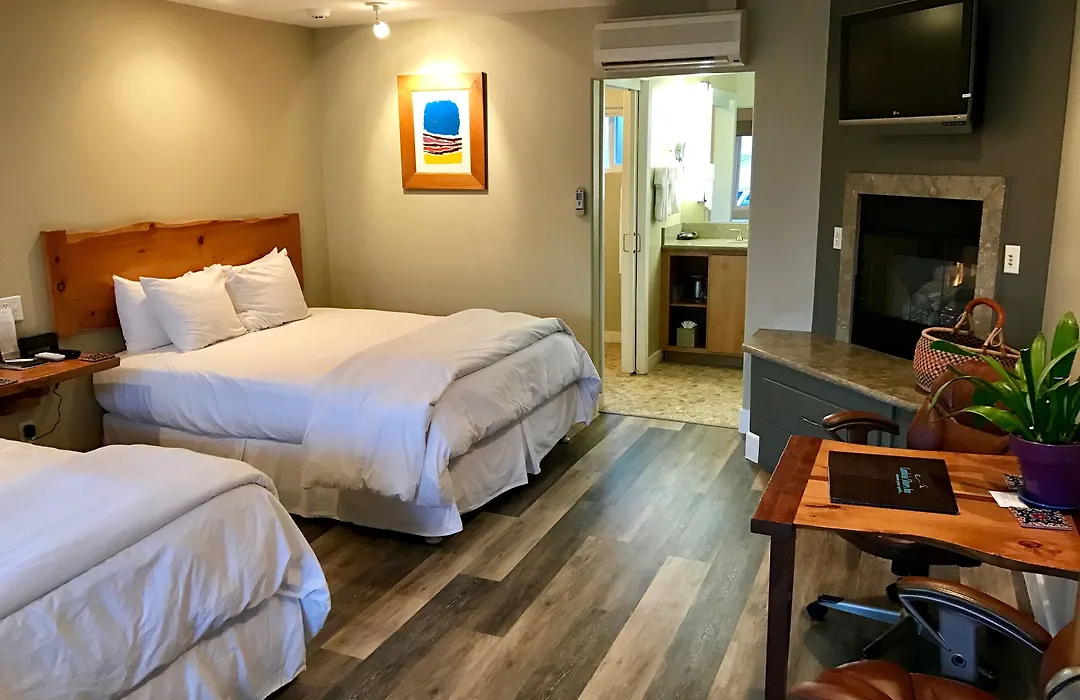 Cambria Shores Inn-1