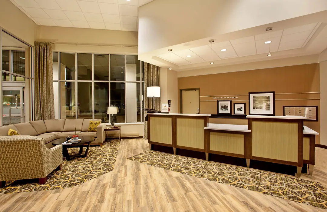 Hampton Inn & Suites - Minneapolis/Downtown-1