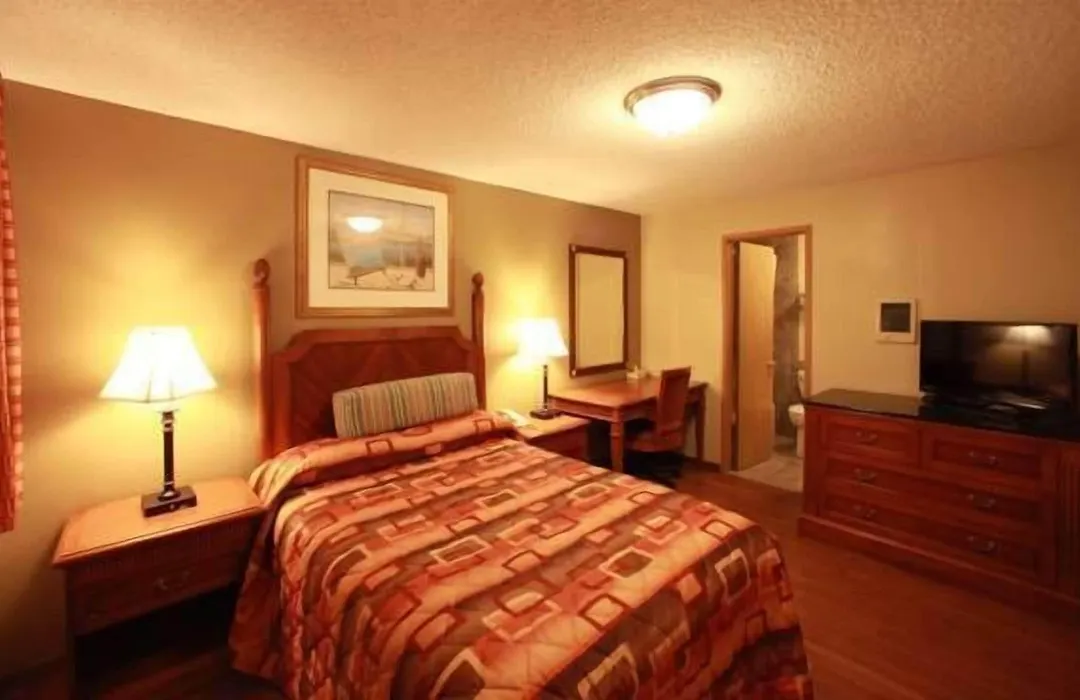 Executive Motel-1