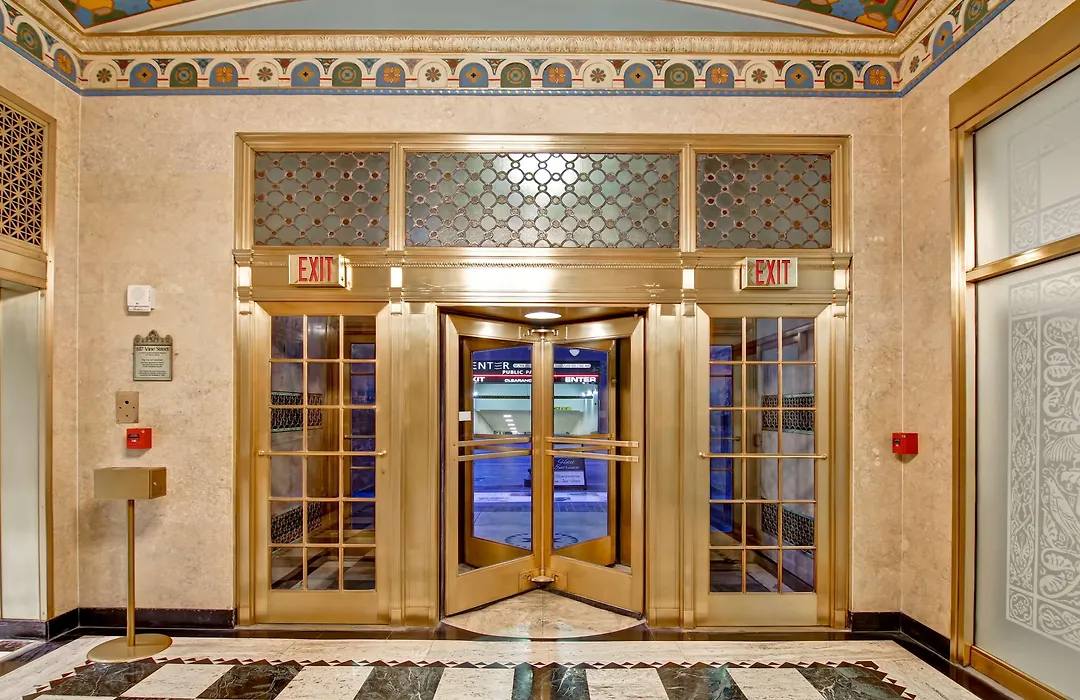 Hampton Inn And Suites Cincinnati - Downtown-1