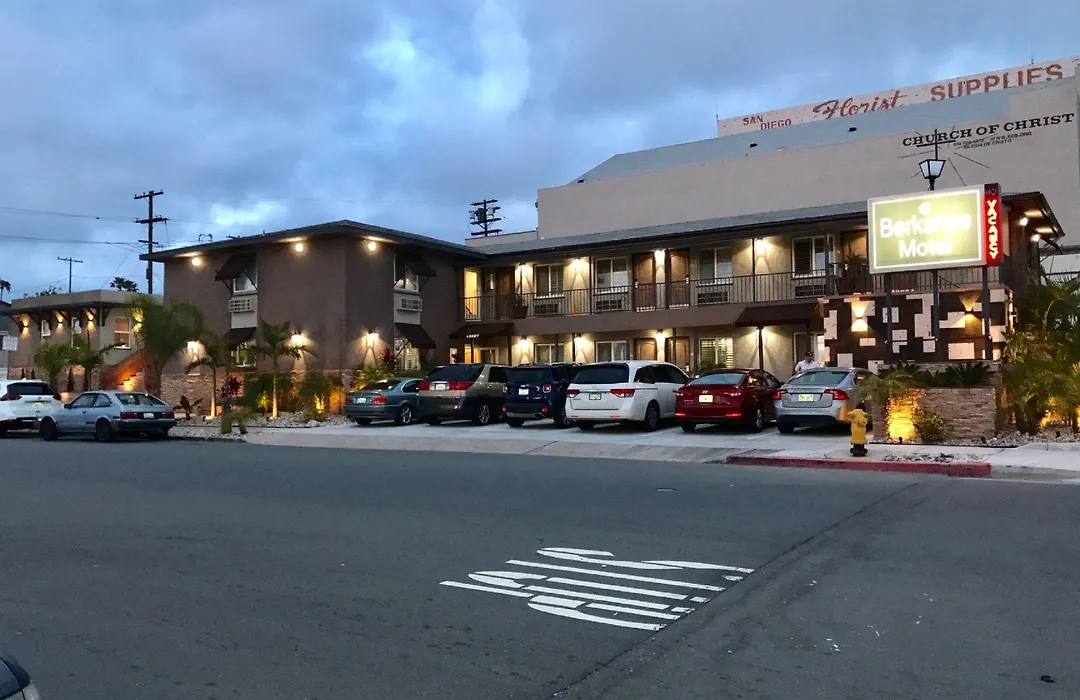 Berkshire Motor Hotel-1