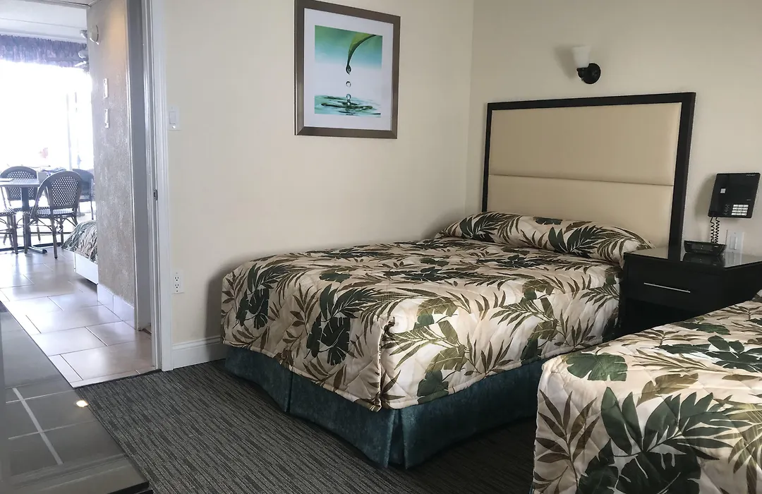 Crystal Beach Motor Inn-1