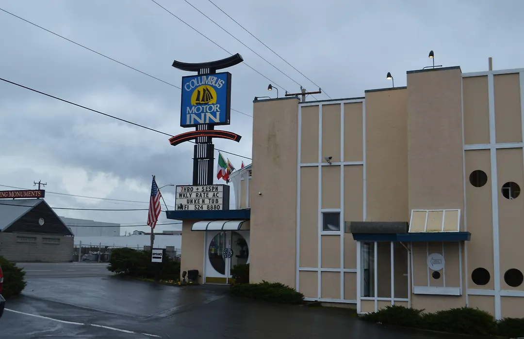 Columbus Motor Inn-1