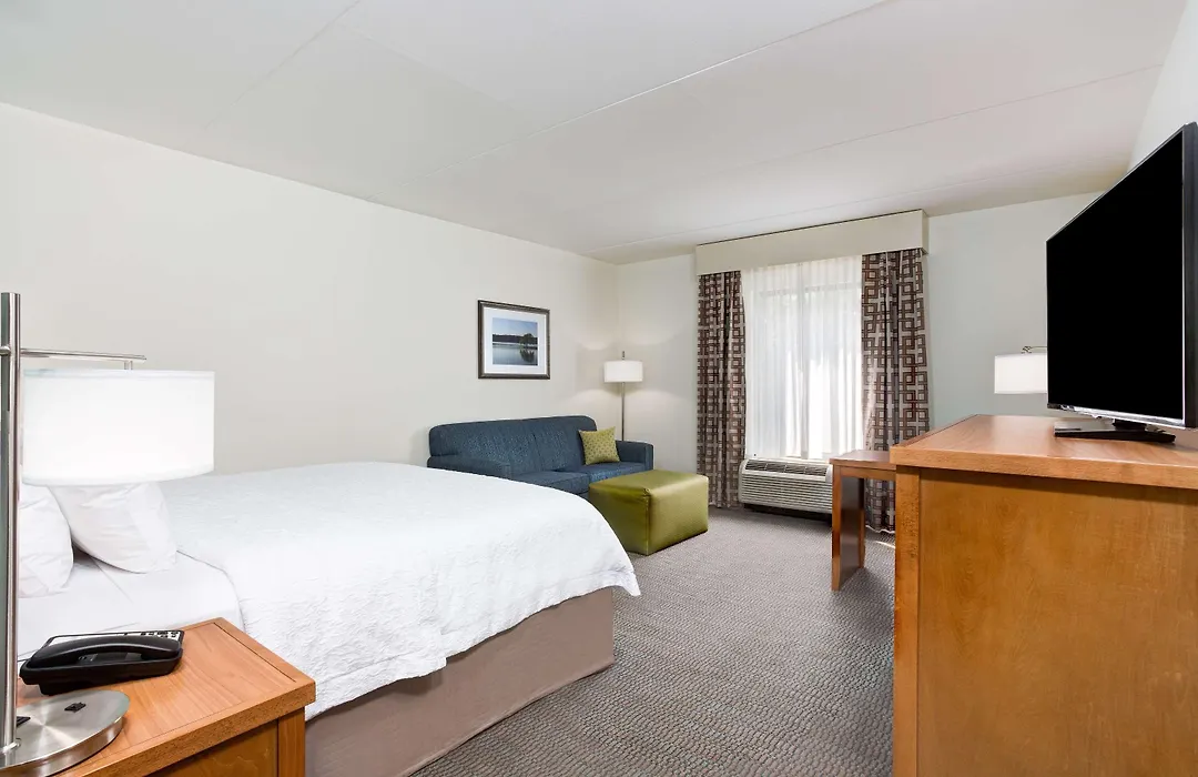 Hampton Inn & Suites Manchester, Tn-1