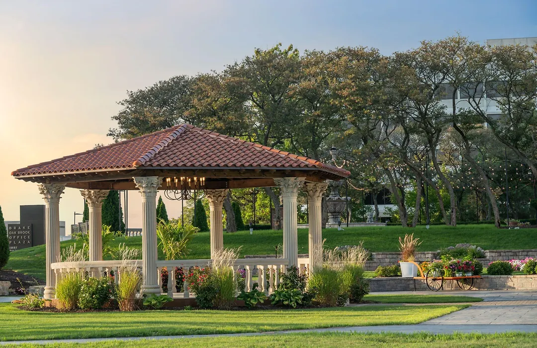 The Drake Oak Brook, Autograph Collection-1