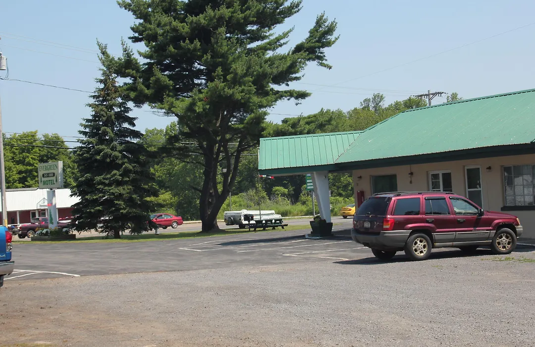 Evergreen Motel-1