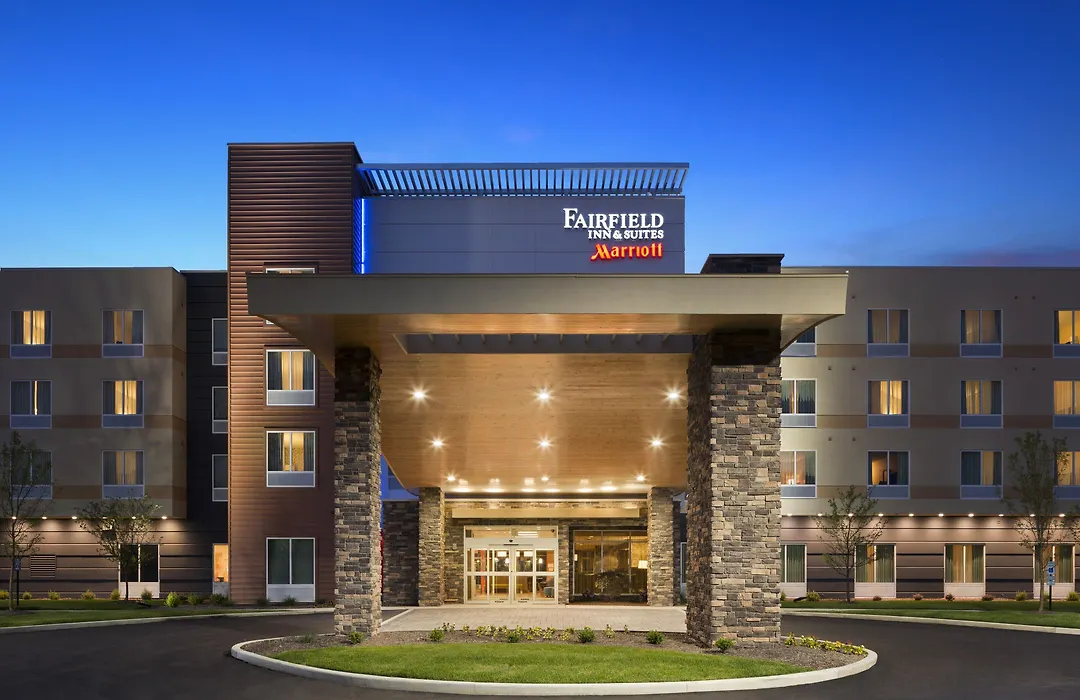 Fairfield Inn & Suites By Marriott Akron Fairlawn-1