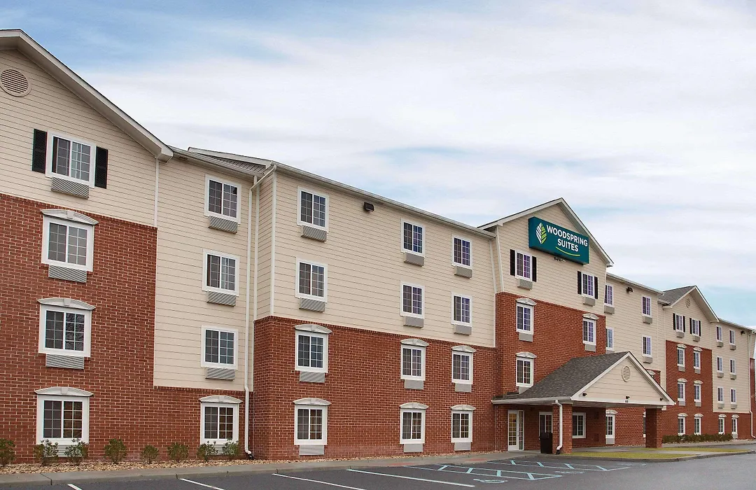 Woodspring Suites Virginia Beach-1