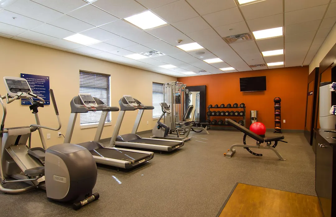 Hampton Inn & Suites Huntsville-1