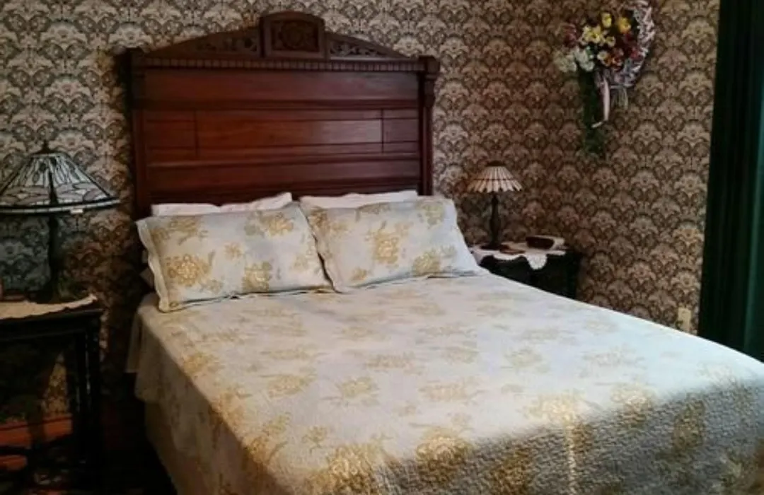 Geiger Victorian Bed And Breakfast-1