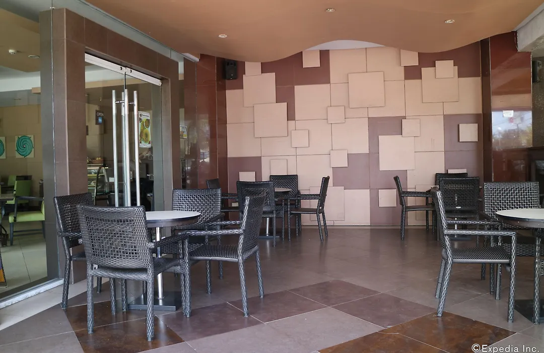 Mo2 Westown Hotel Iloilo-1