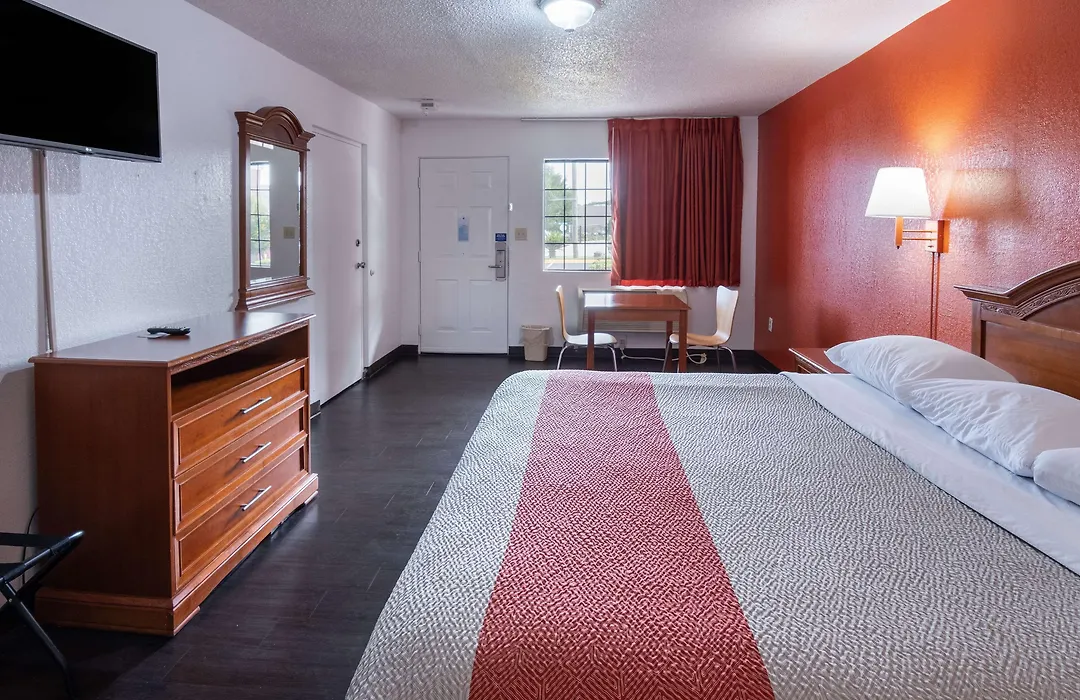 Motel 6-Montgomery, Al - Coliseum-1