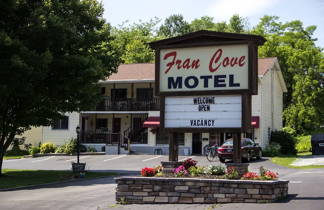 Fran Cove Motel-1