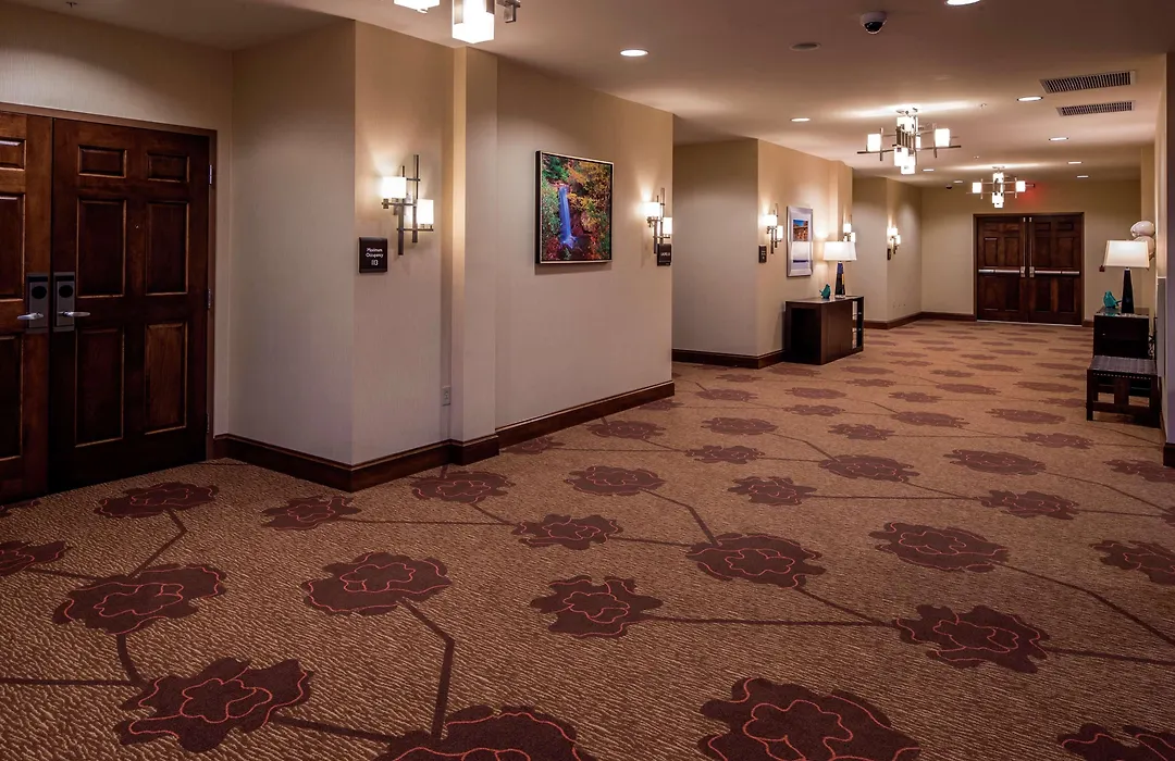Hilton Garden Inn Uniontown-1