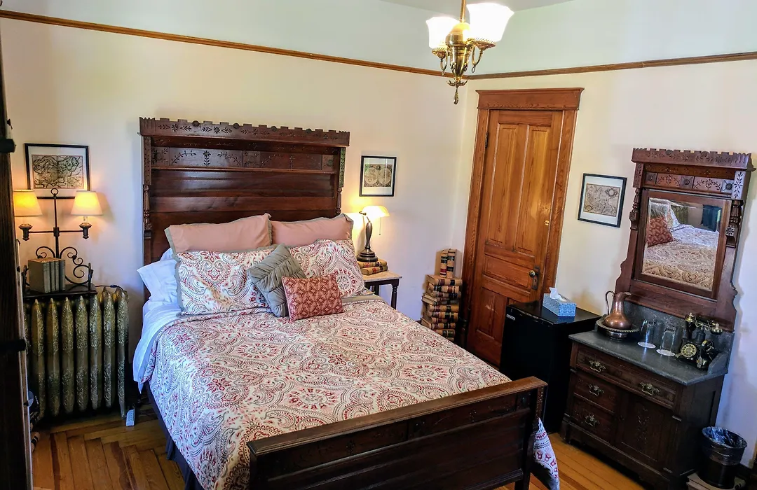 1899 Inn-1