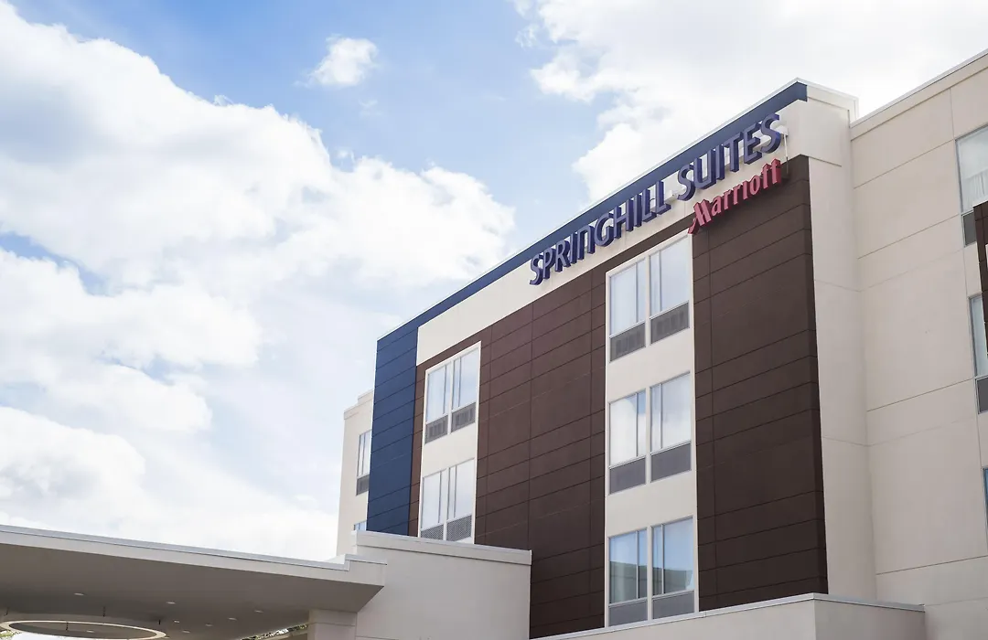 Springhill Suites By Marriott Wisconsin Dells-1